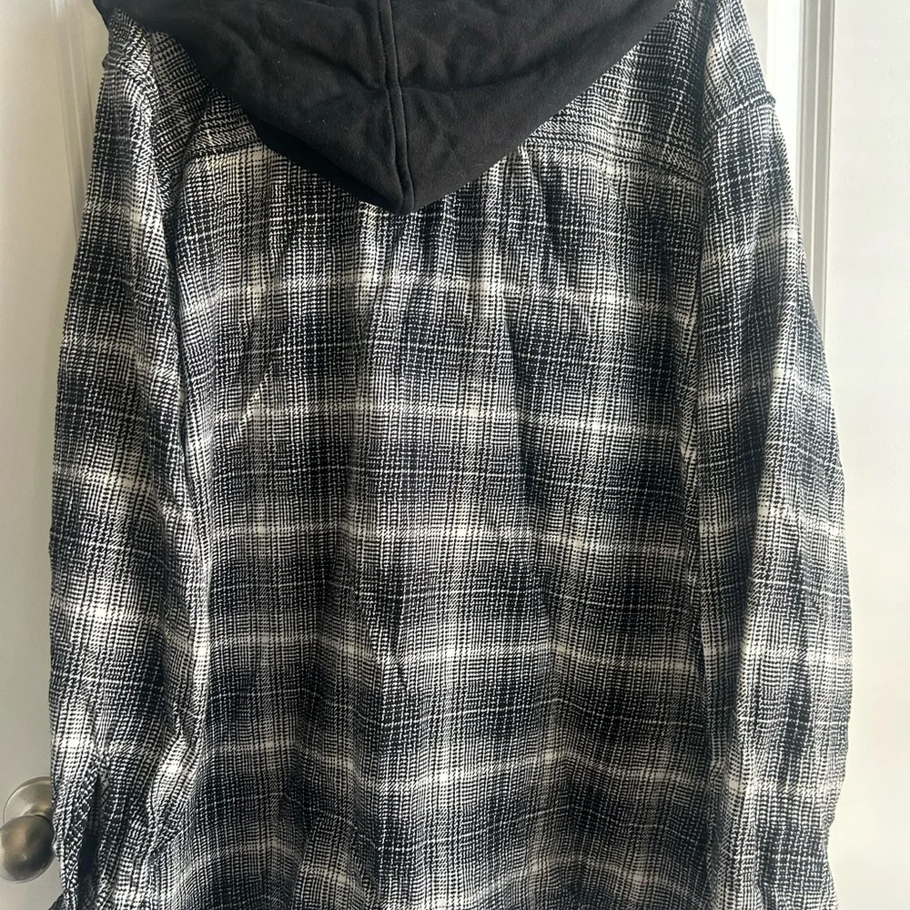 Levi’s Black & White Hooded Worker Shirt | Casual Button-Up Jacket - Picture 5 of 5